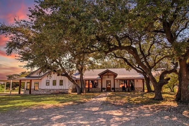 451 Rosser Ranch Road — photo
