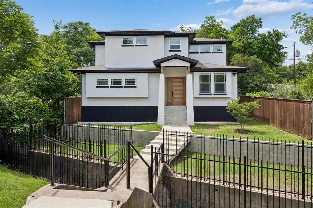1011 S Waverly Drive — photo