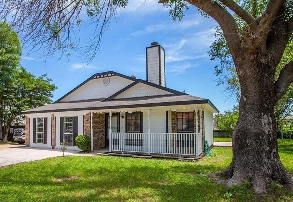 3302 Green Valley Drive — photo