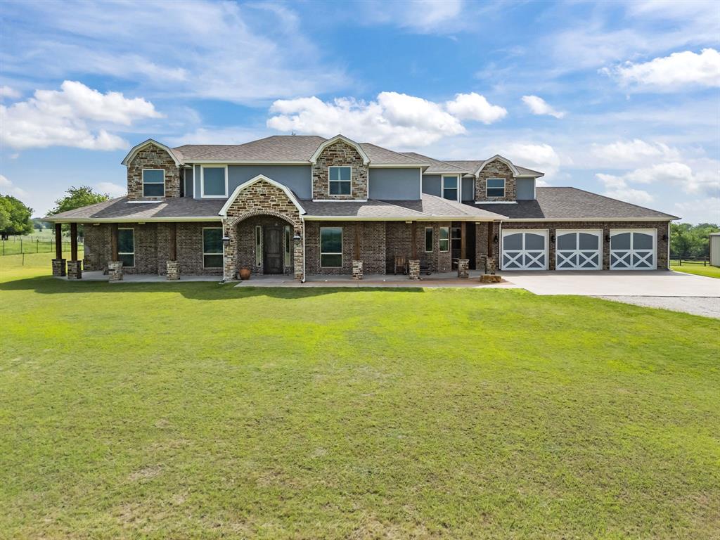 4747 Kelly Road — photo
