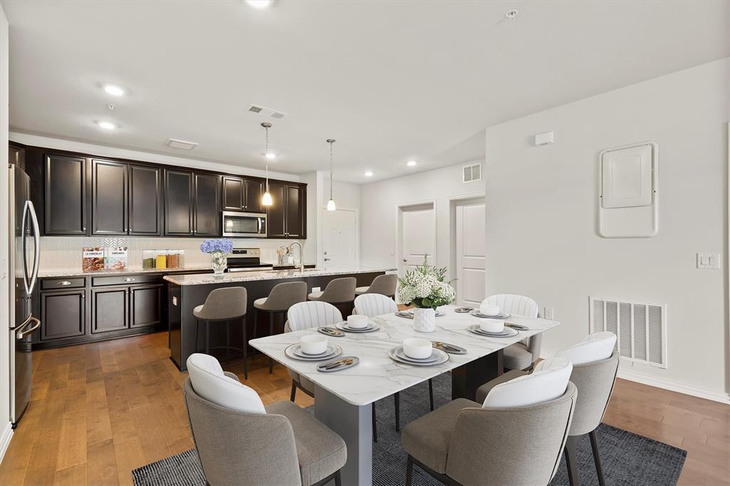651 N Watters Road 7202 — photo