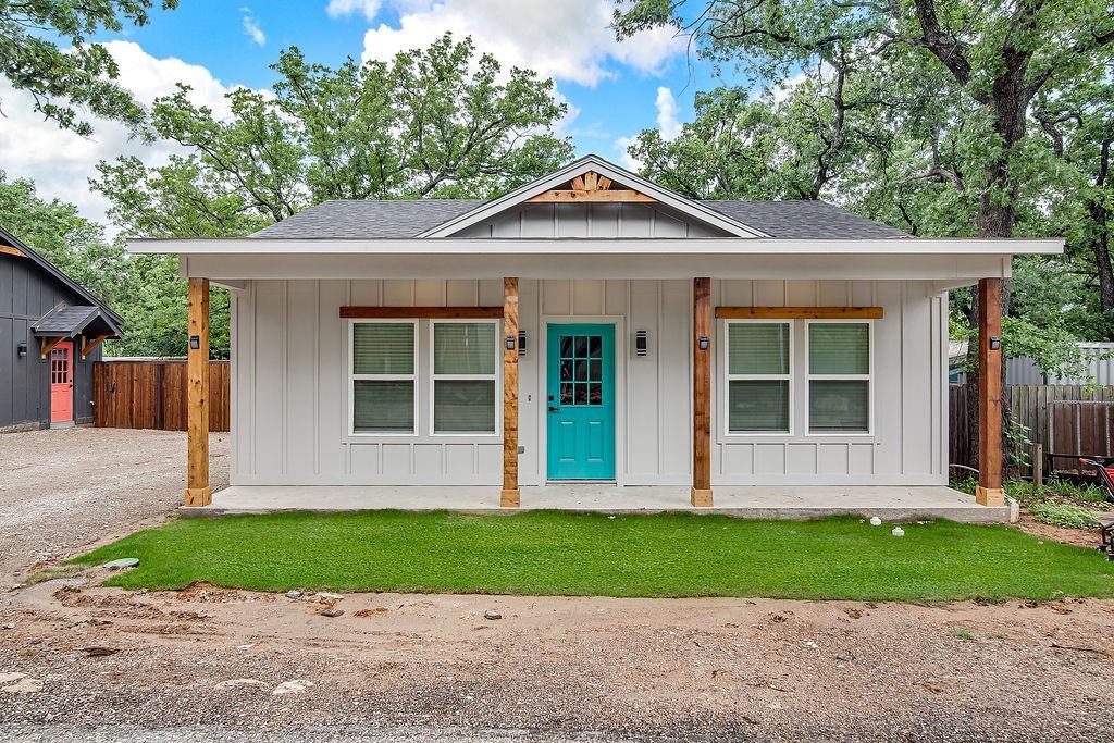 91 Live Oak Street — photo