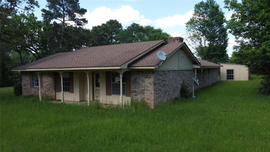 410 FM 3313 — photo