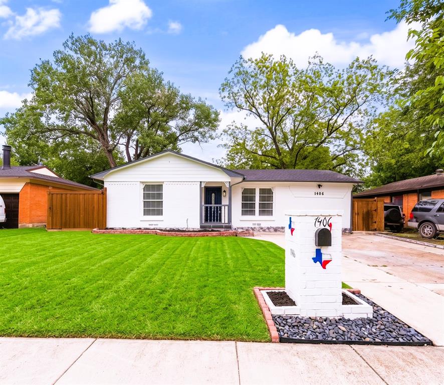 1406 Highland Street — photo