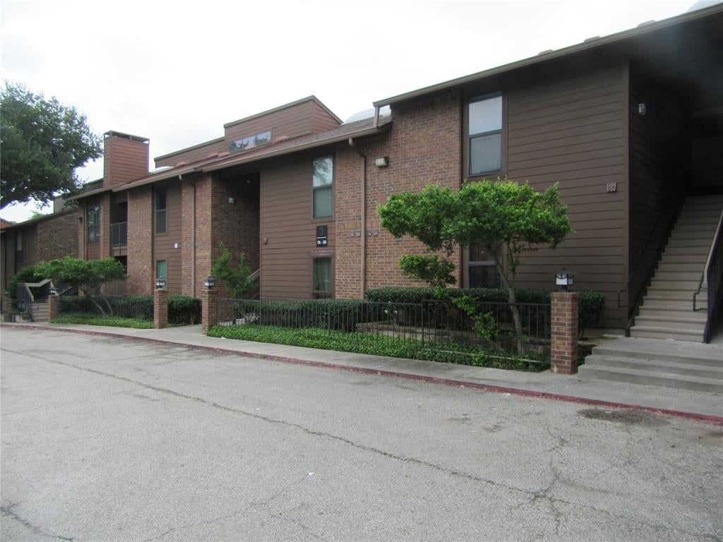 7522 Holly Hill Drive 18 — photo
