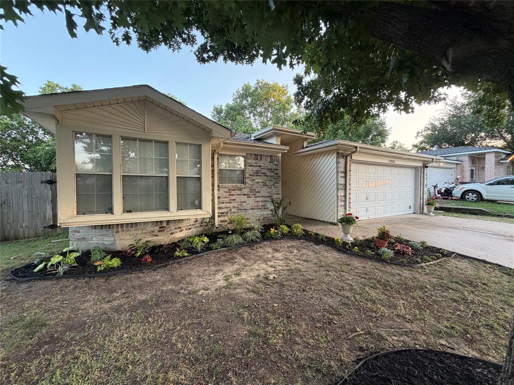 10225 Maverick Drive — photo