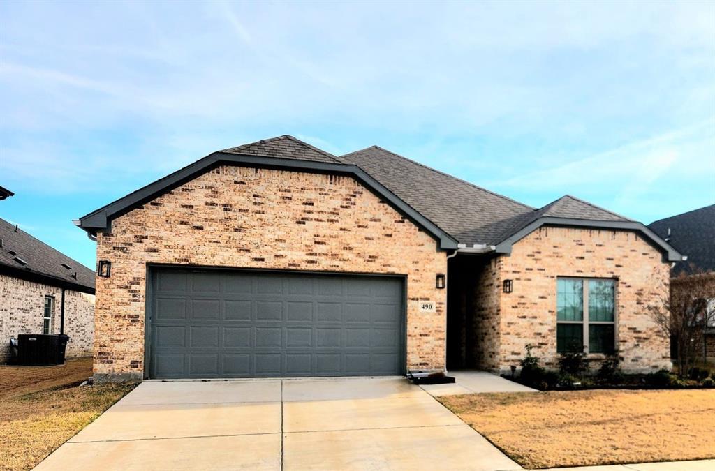 490 Oak Creek Drive — photo