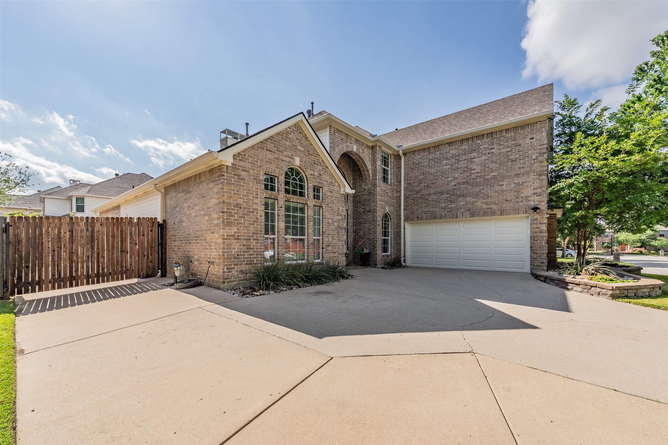 217 Huffman Bluff, Keller, TX 76248 — photo 2
