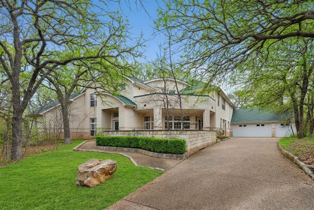 611 Alexandrite Drive — photo