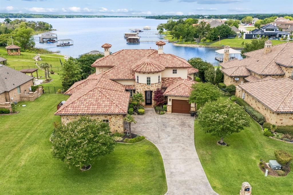 6212 Lakeside Drive — photo