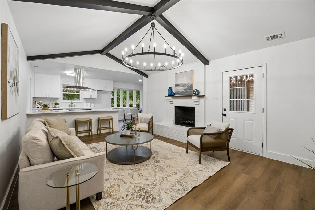 2524 Glen Lea Drive — photo