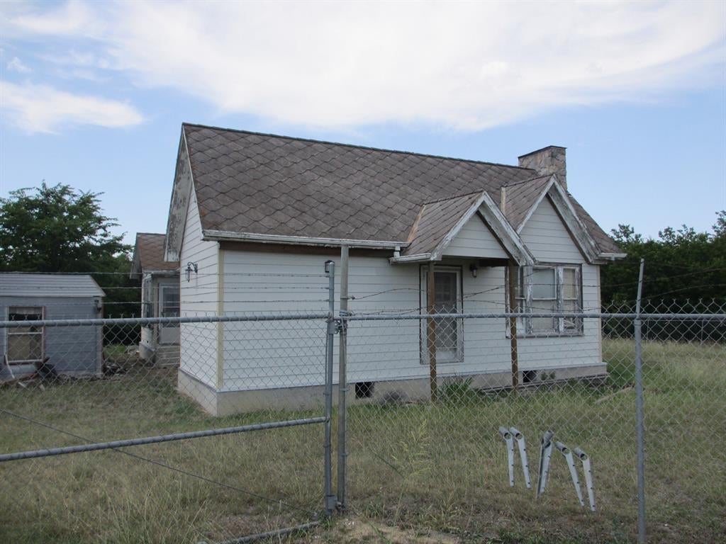 417 Corsicana Highway — photo