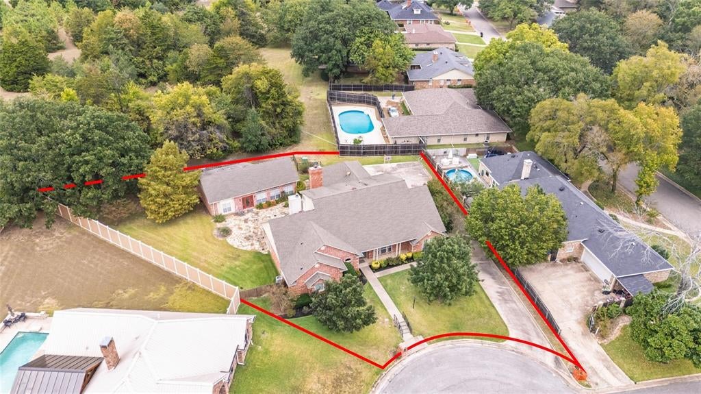 6400 Creekside Drive — photo