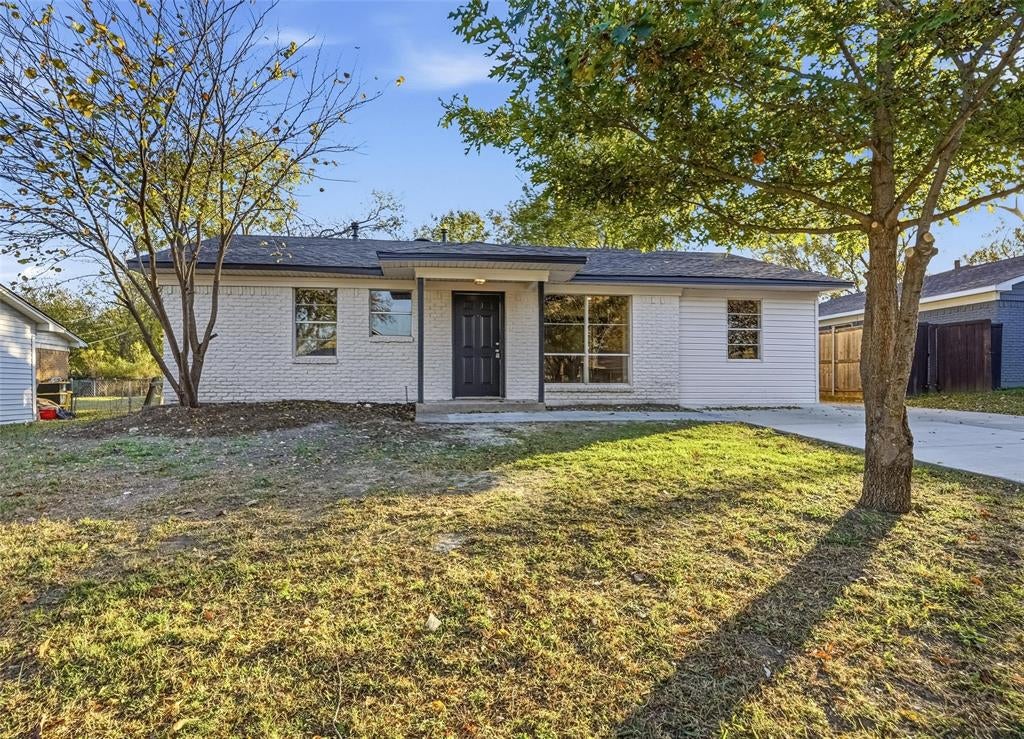 1118 Richard Drive — photo