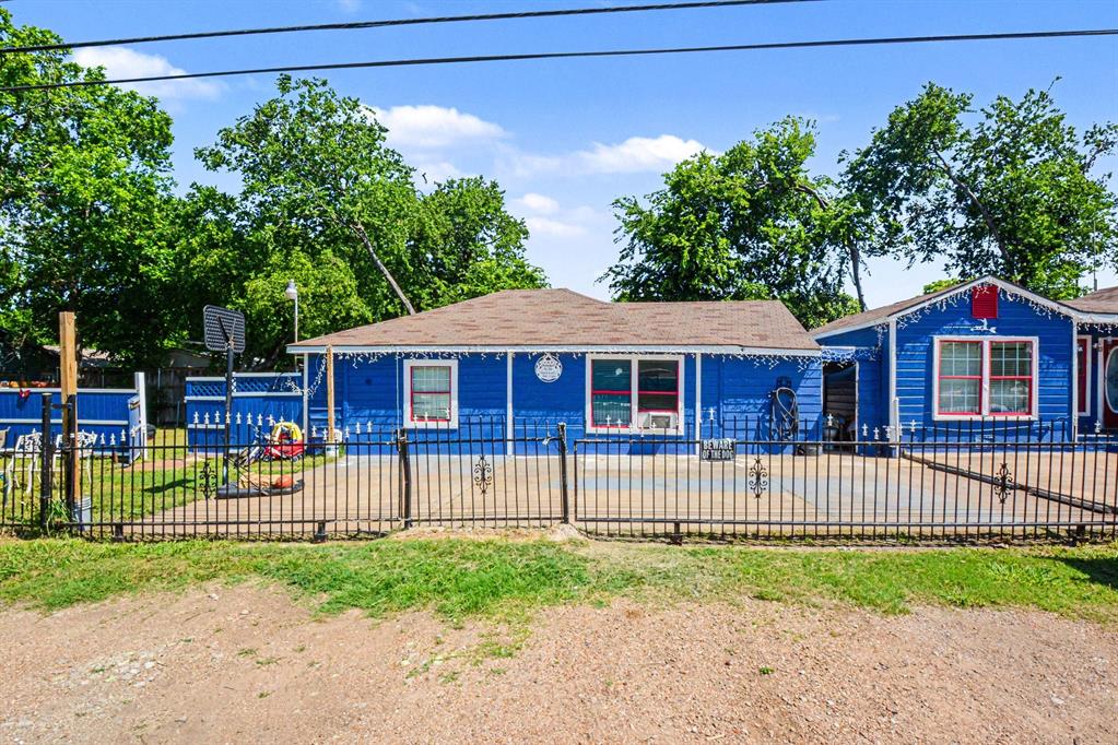 1001 Hillburn Drive — photo