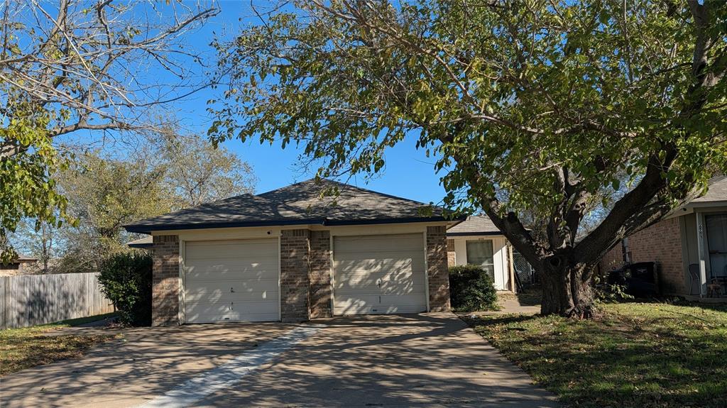 6709 Ridgecrest Court — photo