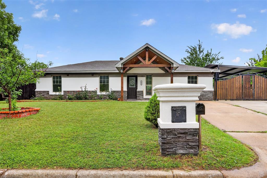 516 Post Oak Lane — photo
