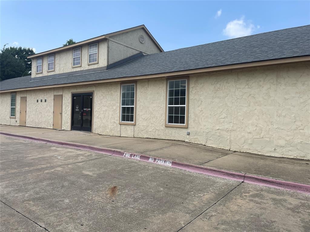 2379 Gus Thomasson Road — photo
