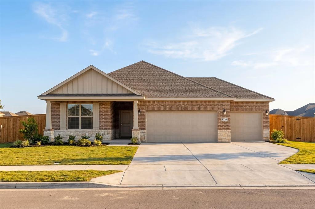 206 Briarwood Drive — photo