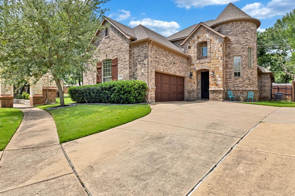 7401 Park Place Drive — photo
