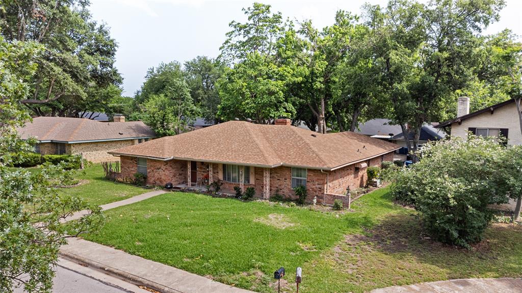 1209 Hanna Circle — photo