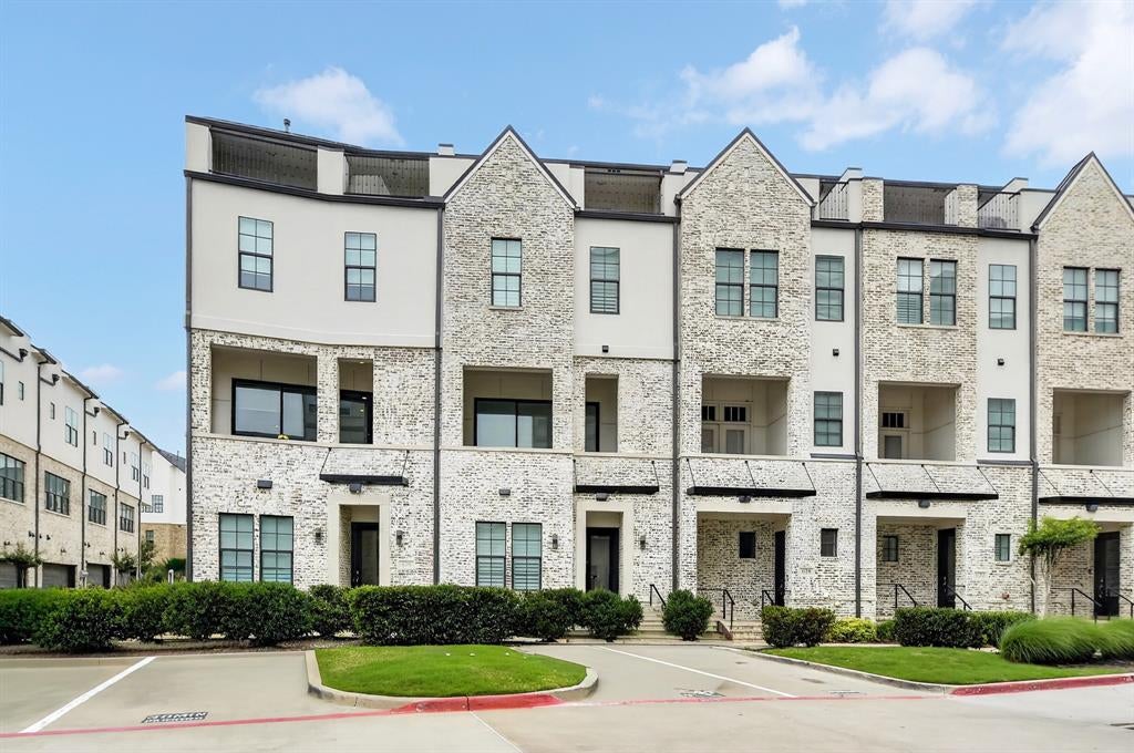 610 Dalton Lane — photo