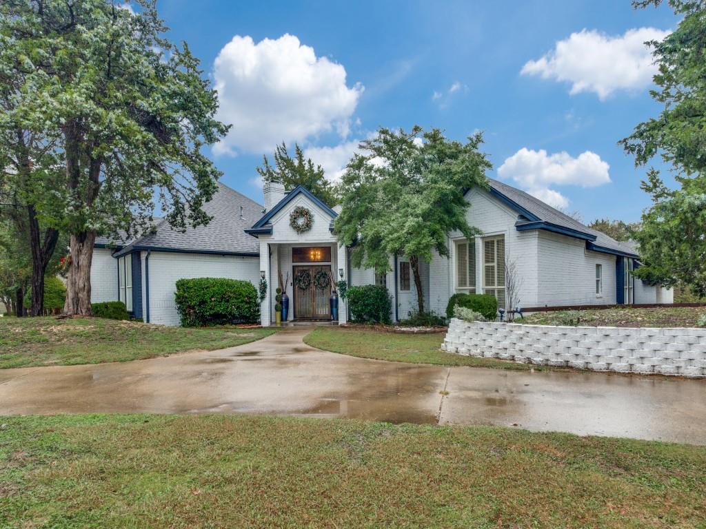 1828 Valley View Drive — photo