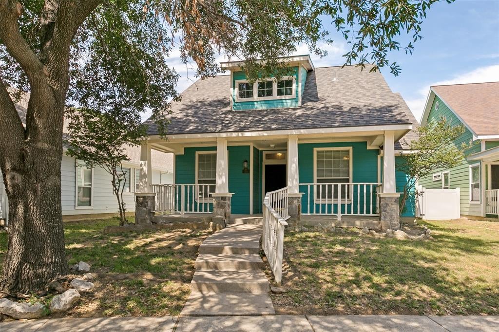 1219 Devonshire Drive — photo