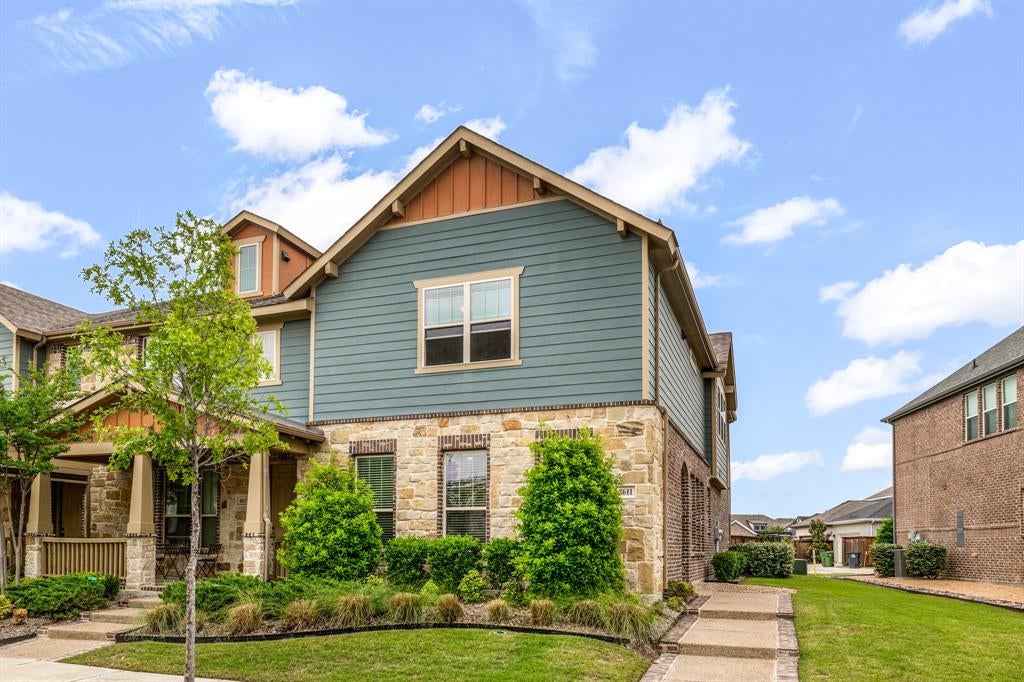 4611 Smokey Quartz Lane — photo