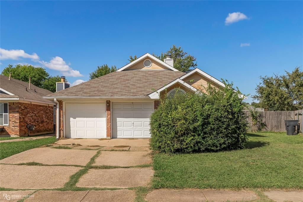 1410 Williamsburg Drive — photo