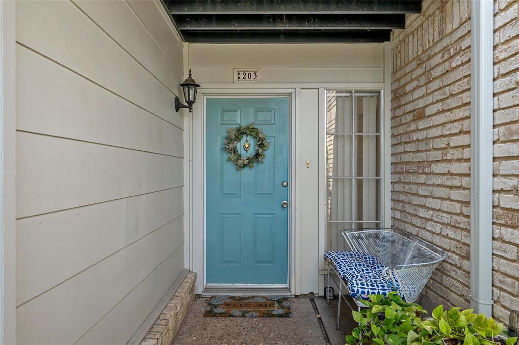 2905 Lake Shore Drive 203 — photo