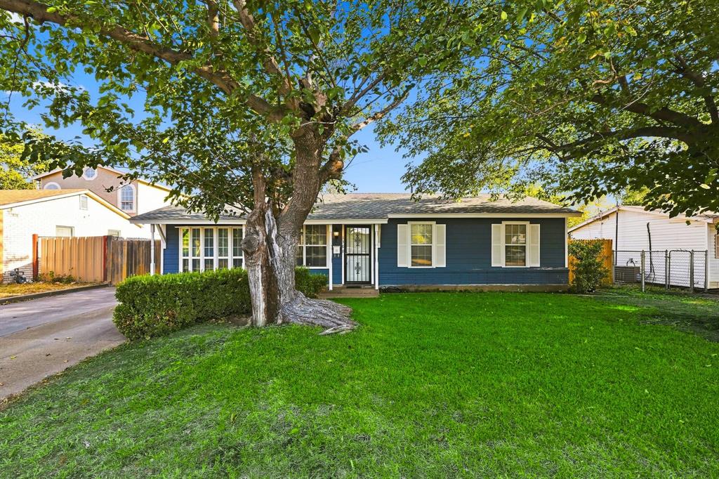 1309 De Ridder Avenue — photo