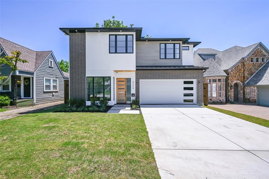 6226 Lakeshore Drive — photo