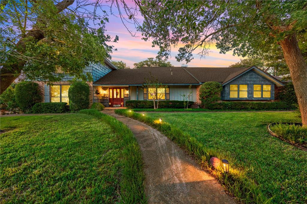 10011 Lost Oak Ridge Drive — photo