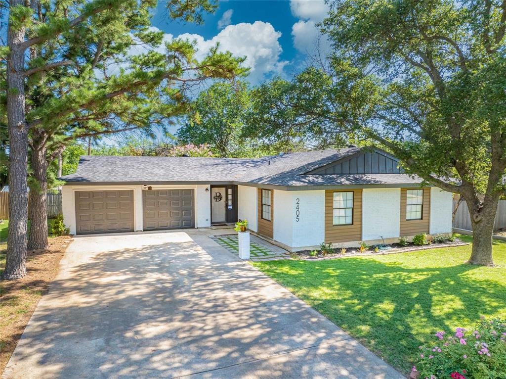 2405 Sha Lane — photo