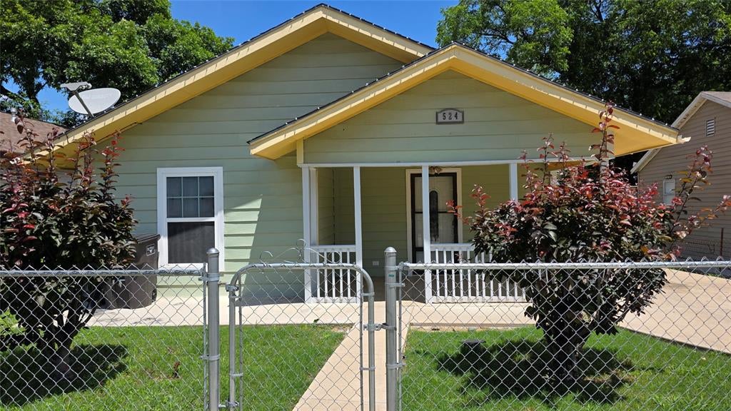 524 W Broadus Avenue — photo