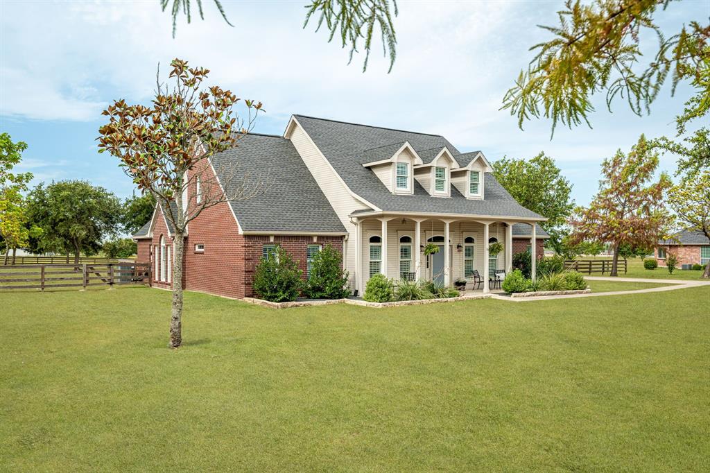 15 Brookhollow Circle — photo