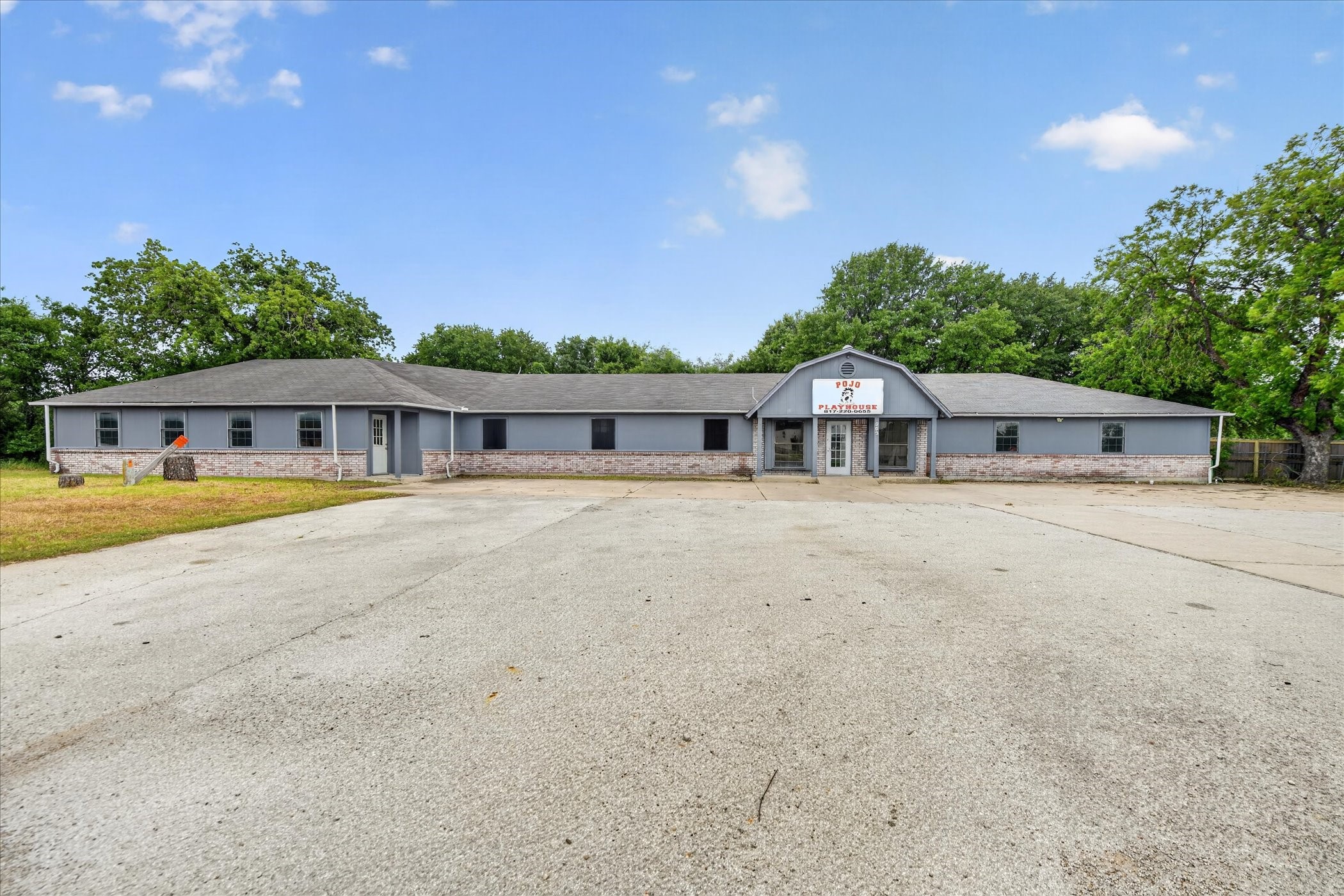936 E Highway 199, Springtown, TX 76082 — photo 2