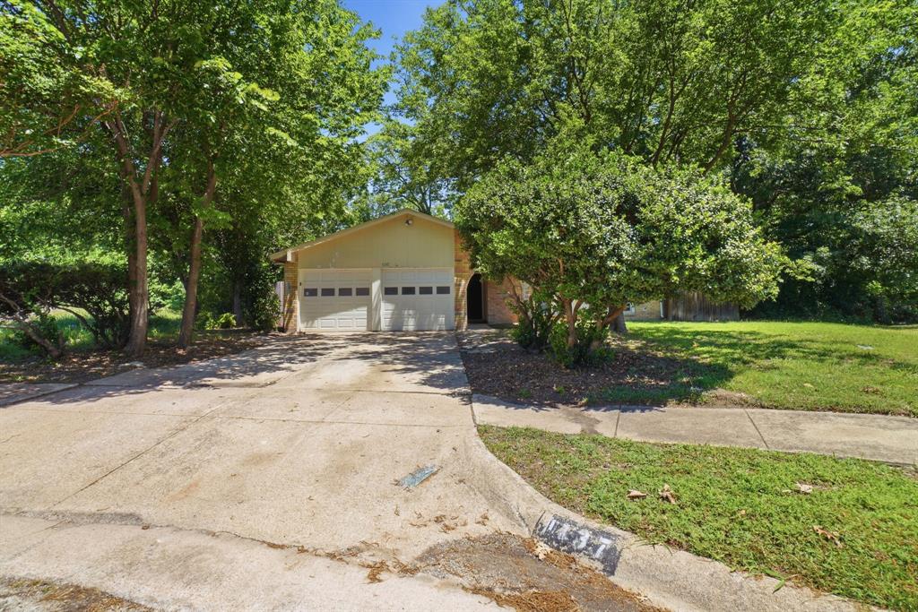 1137 Meadow Creek Court — photo
