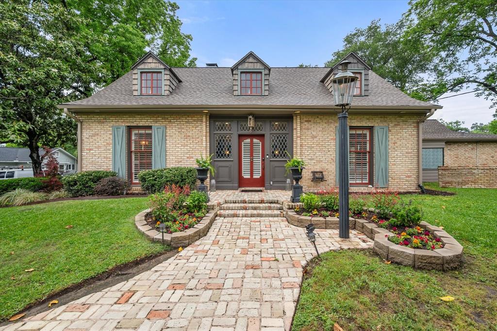 1111 Governors Drive — photo