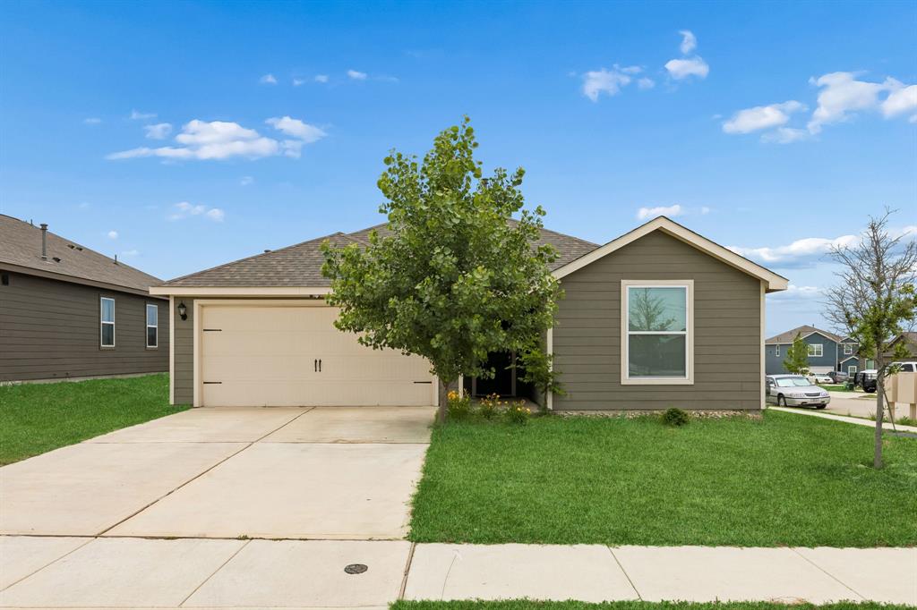 13713 Beaverhead Street — photo
