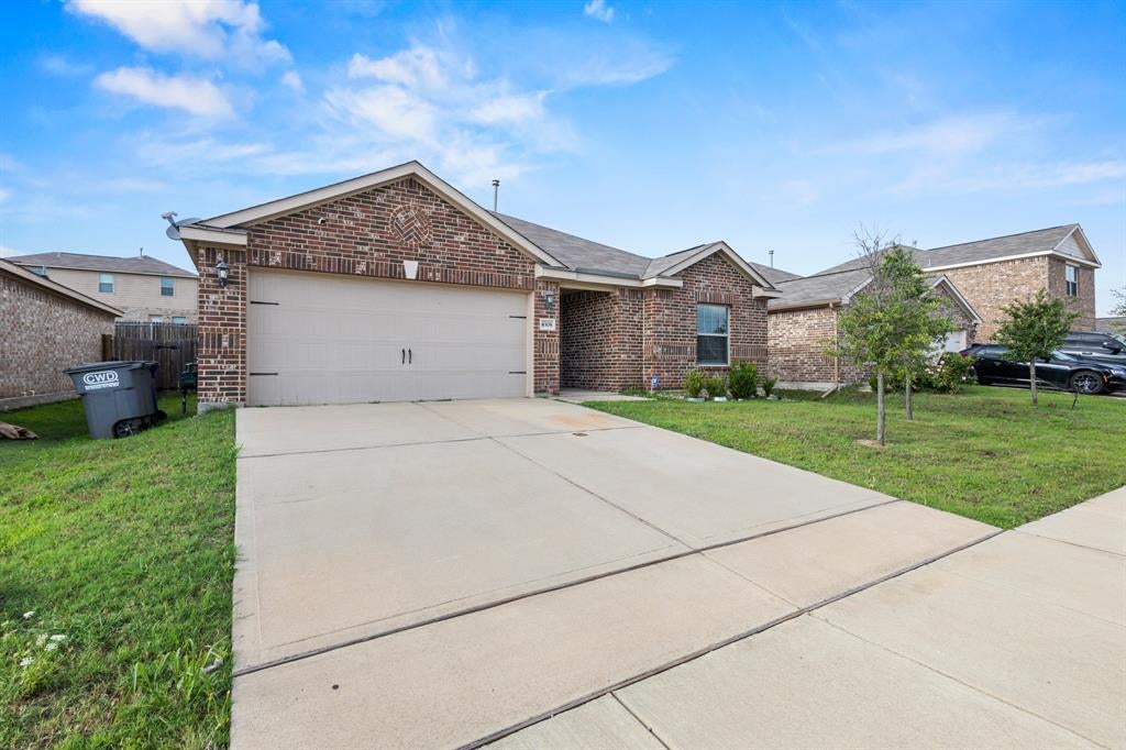 4308 Cat Tail Way — photo