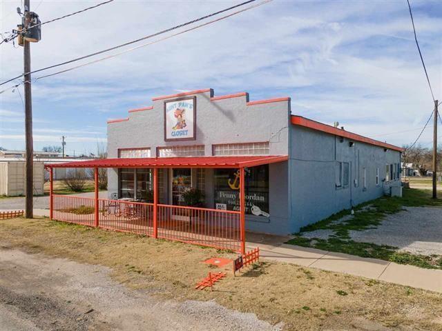 315 N Bridge — photo