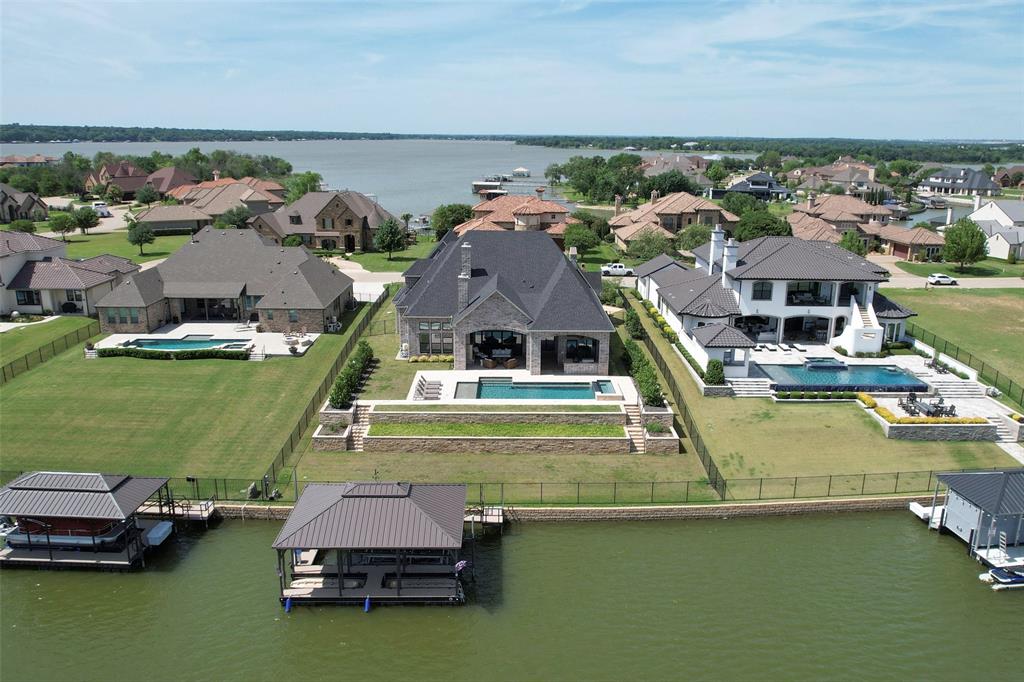 6215 Lakeside Drive — photo