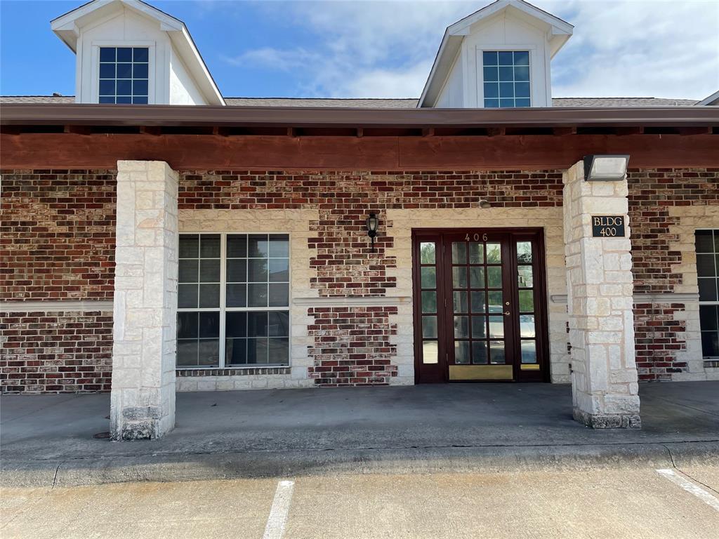 6300 Stonewood Drive 406 — photo