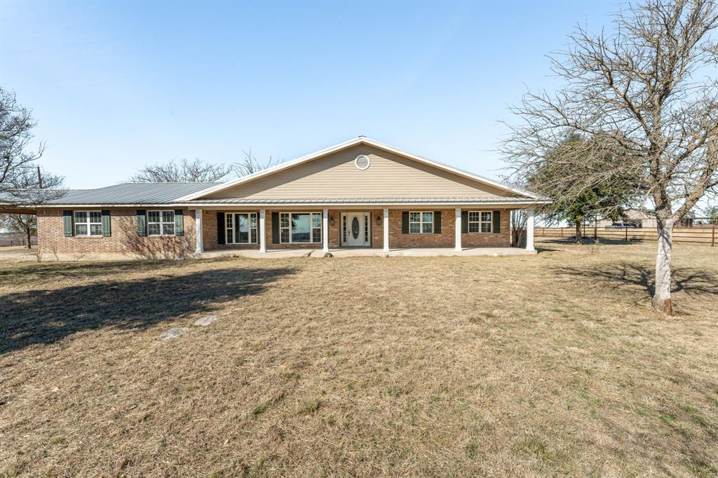 10184 S US Highway 281 — photo