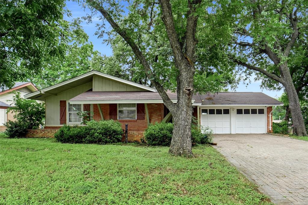 2222 Woodoak Drive — photo