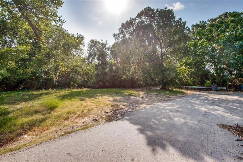 6922 Mohawk Drive — photo