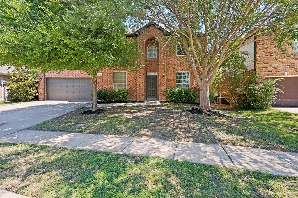 5205 Bay View Drive — photo