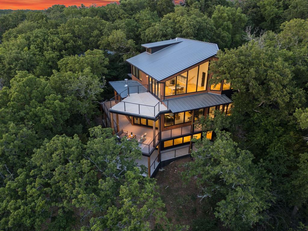 1009 Fox Hollow Lane — photo